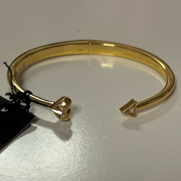 NWT Kate Spade Saturday rock solid stone heart hinge cuff bracelet - Picture 2 of 4